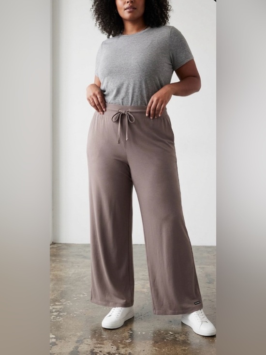 Athleta Pants - Athleta Wide Leg Pants Women’s 2X Plus Size Drawstring Taupe